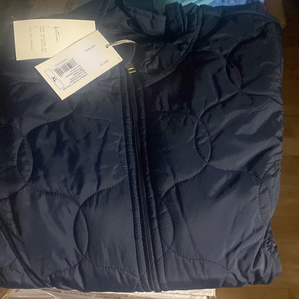 NEW! A New Day Navy Adaptive Quilted Onion Jacket -Converts to a Vest! Dark Blue